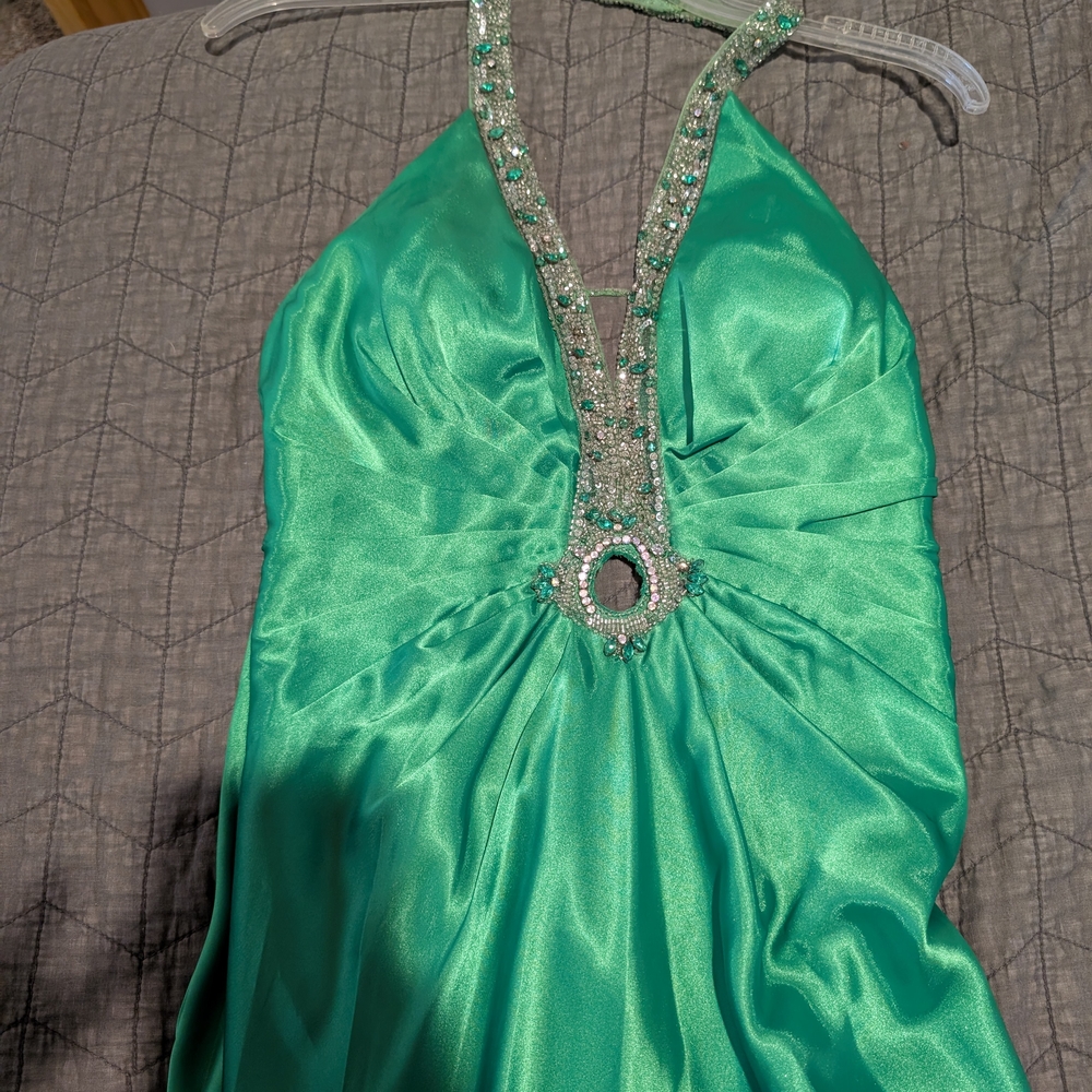Elegant Green Halter Dress with Beaded Details